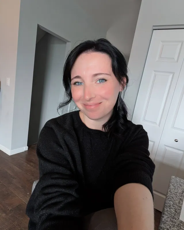 Mandy Flannery, founder of The Teal Yogi